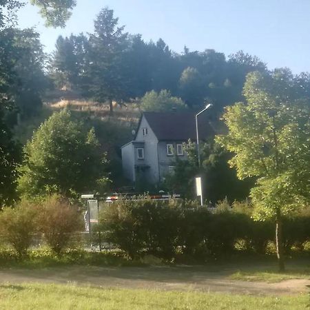 Suhl - Ihre Erholsame Arbeiterwohnung In Zentrumnaehe Zewnętrze zdjęcie