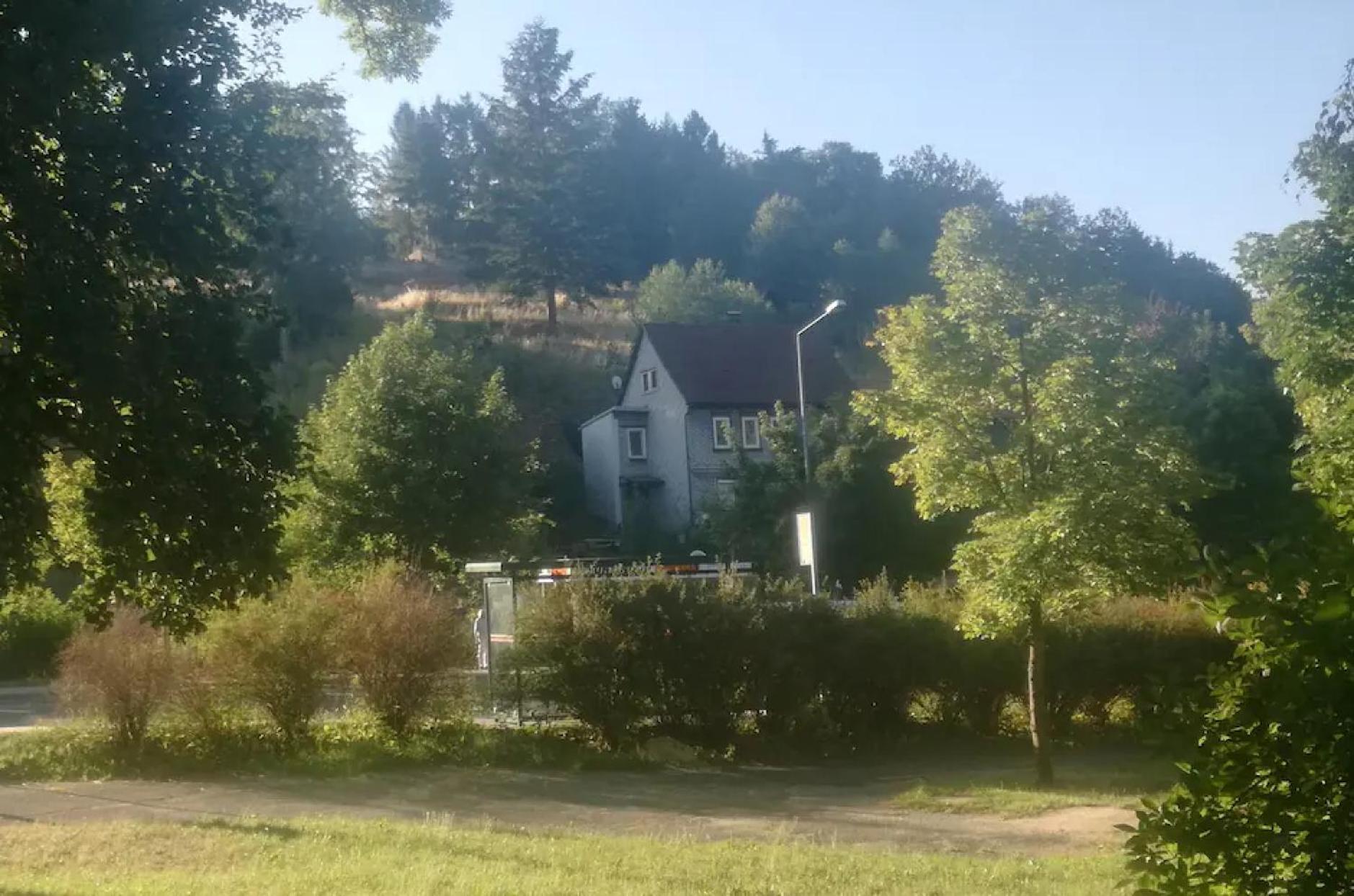 Suhl - Ihre Erholsame Arbeiterwohnung In Zentrumnaehe Zewnętrze zdjęcie