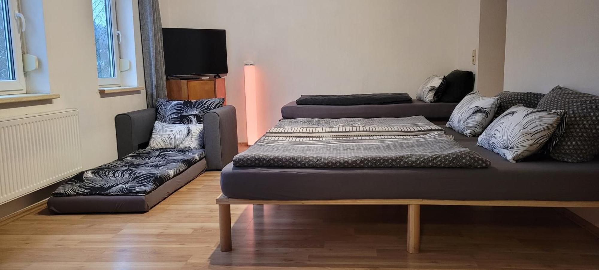 Suhl - Ihre Erholsame Arbeiterwohnung In Zentrumnaehe Zewnętrze zdjęcie